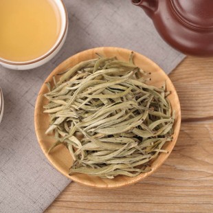 Nature YunNan JingGu White Tea Silver Needle Bai Hao Yin Zhe white tea